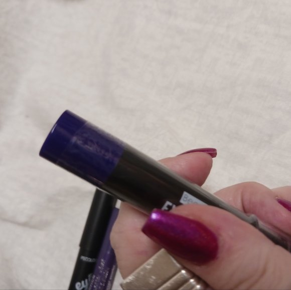 Makeup bundle - Picture 6 of 15